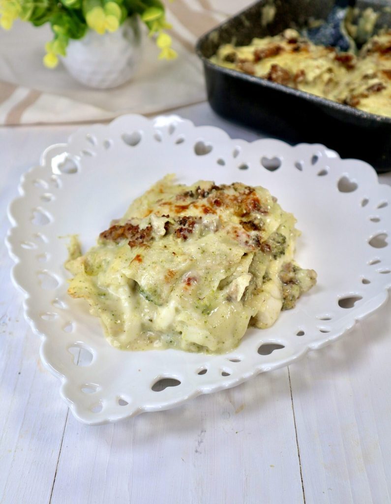 Lasagnes avec saucisse et crème de brocolis à la friteuse à air