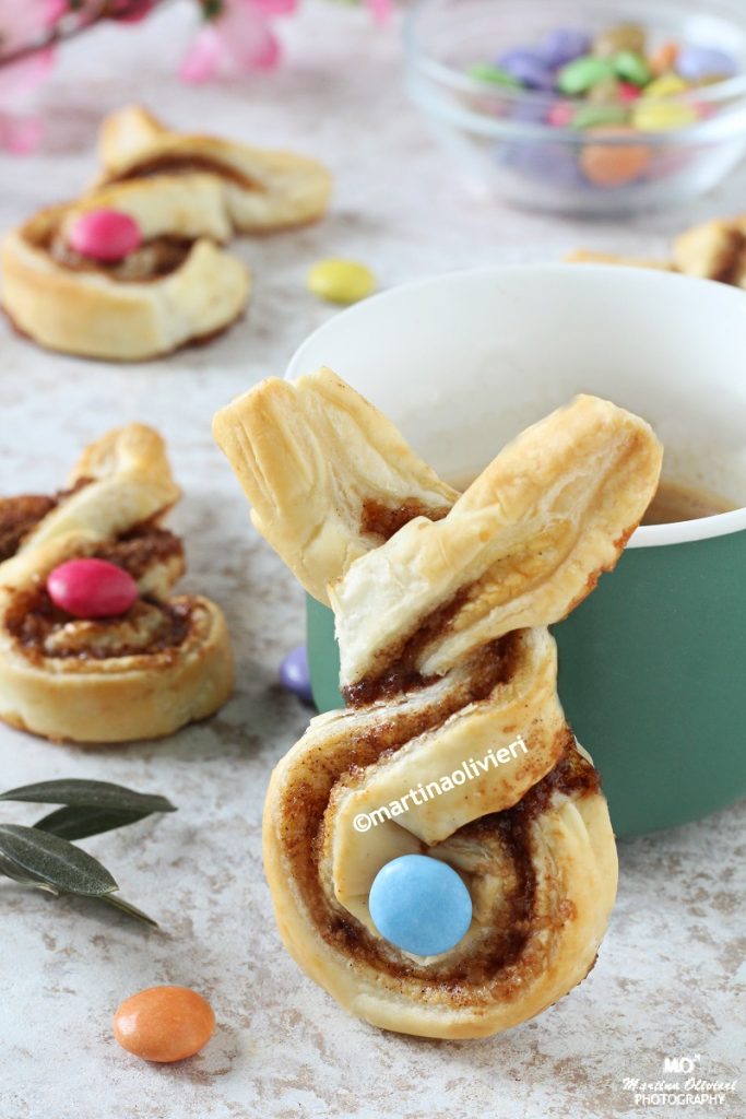 Lapins en pâte feuilletée à la cannelle