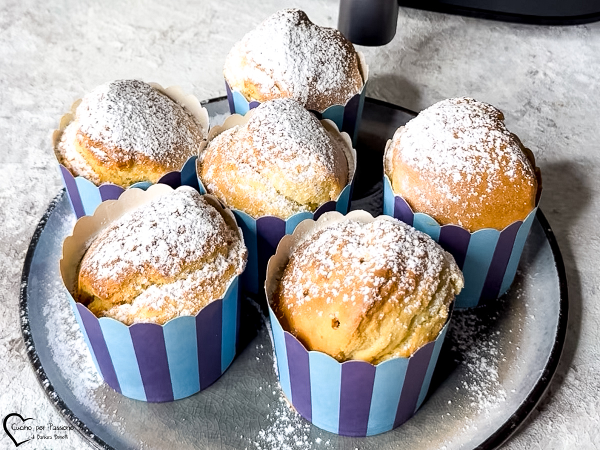 MUFFINS AU CITRON DANS UNE FRITEUSE À AIR