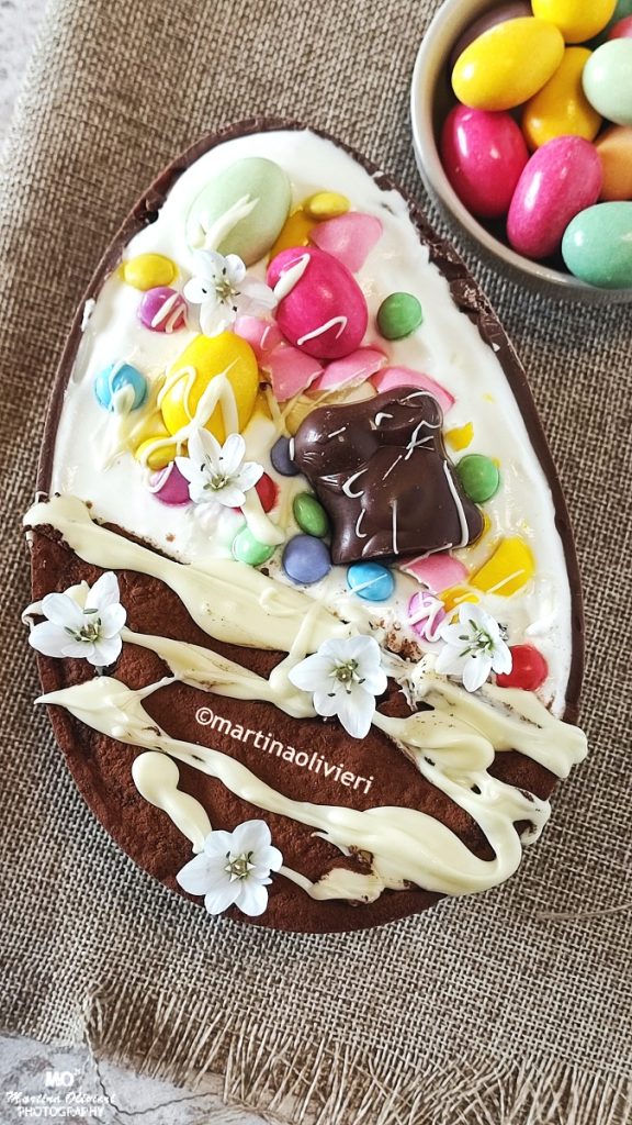 Oeuf de Pâques farci de tiramisu