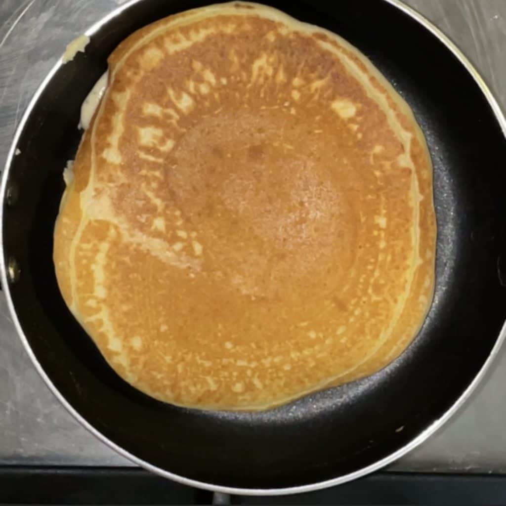 Pancakes avec blancs d'oeufs montés