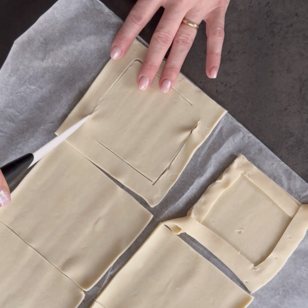 Panier de pâte feuilletée aux pommes et raisins secs