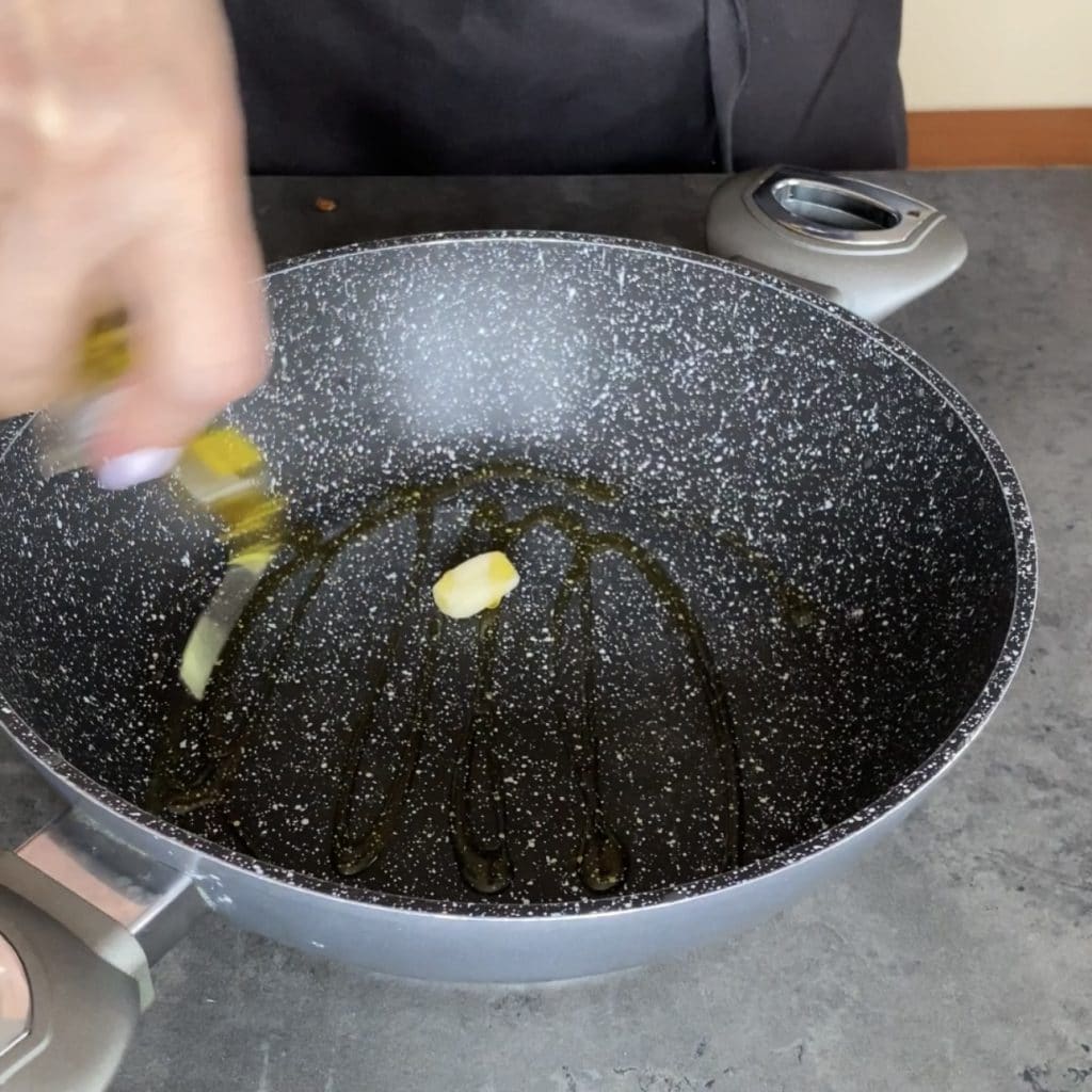 Pâtes avec des boulettes