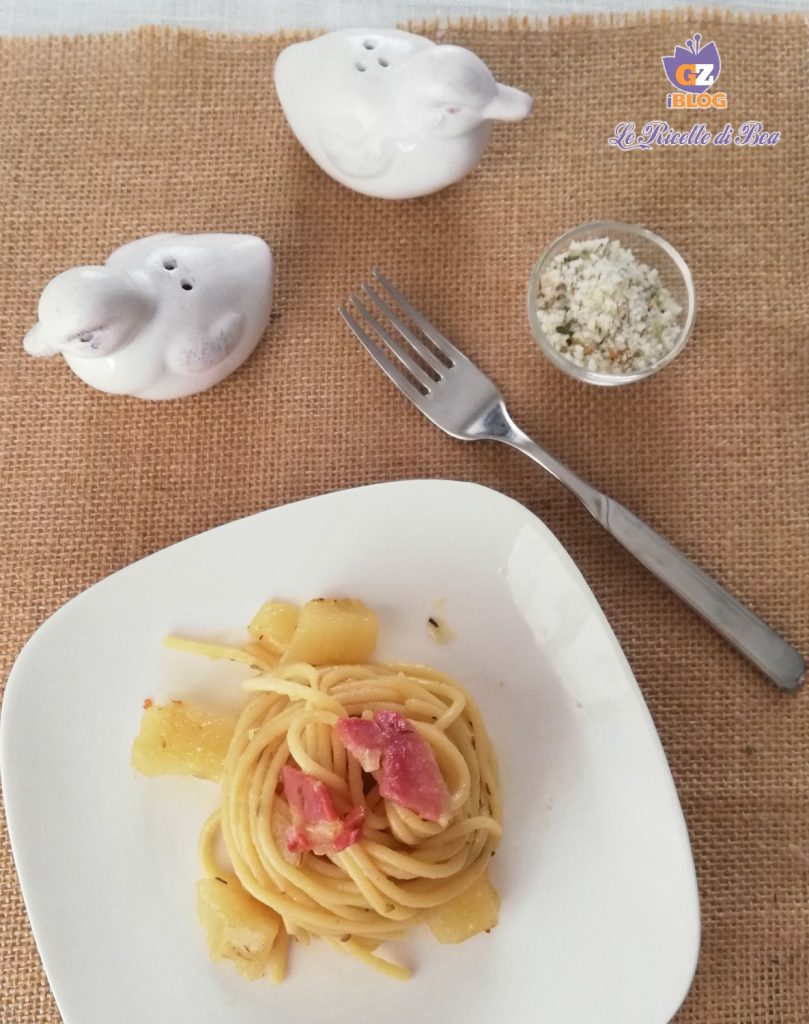 Pâtes risottées avec pommes de terre et lardons