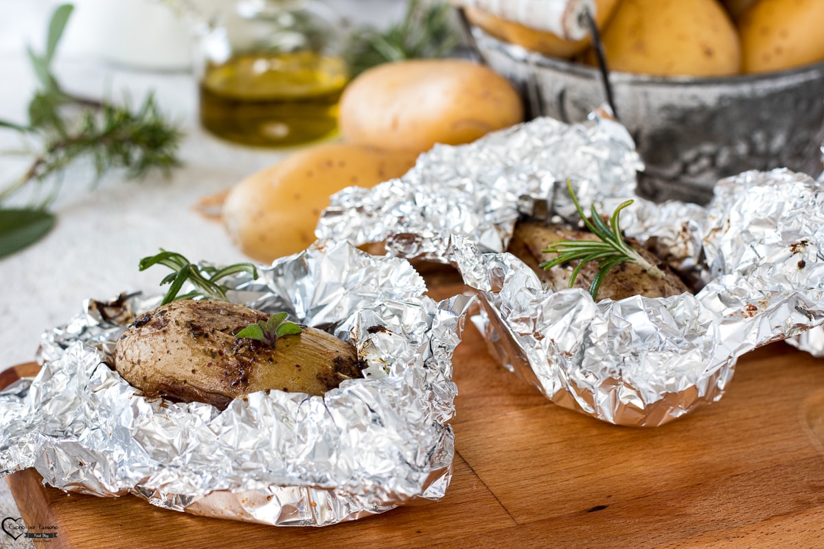 POMMES DE TERRE EN PAPILLOTE À LA FRITEUSE À AIR