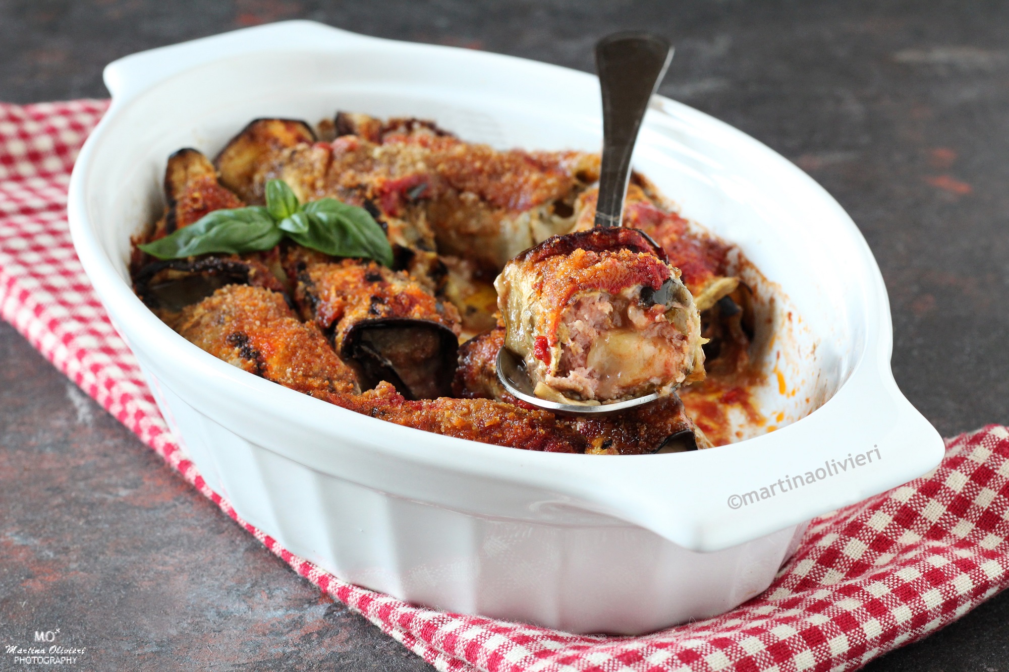 Roulades d&rsquo;aubergines farcies à la viande