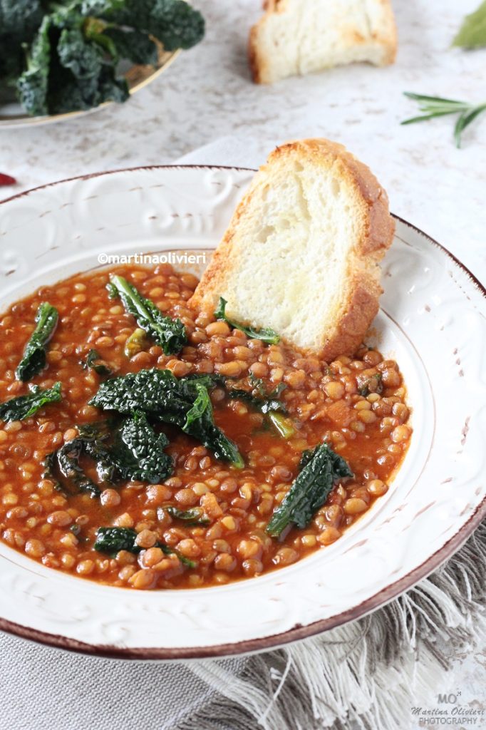 Soupe de lentilles et chou noir