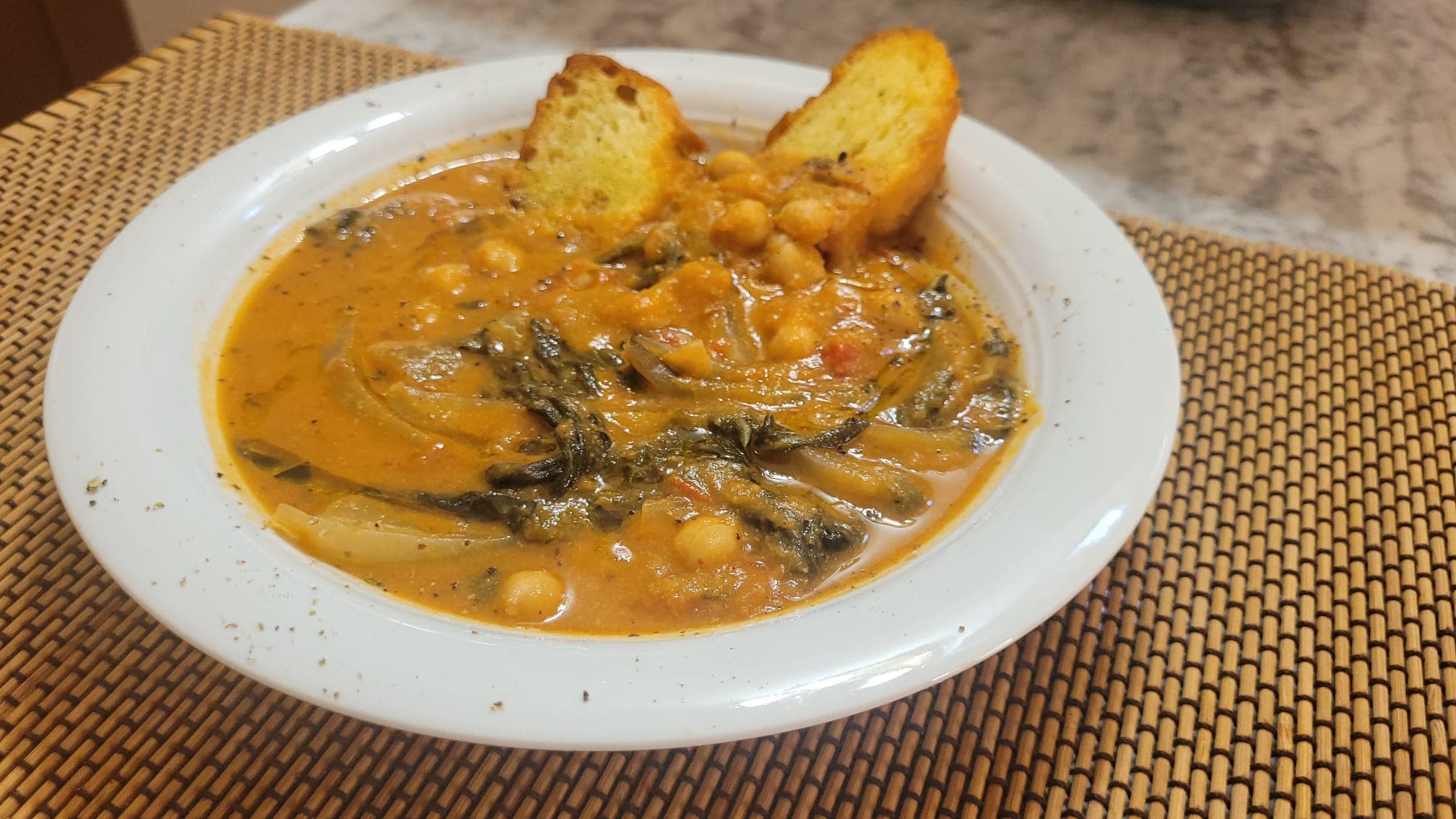 Soupe de pois chiches et blettes