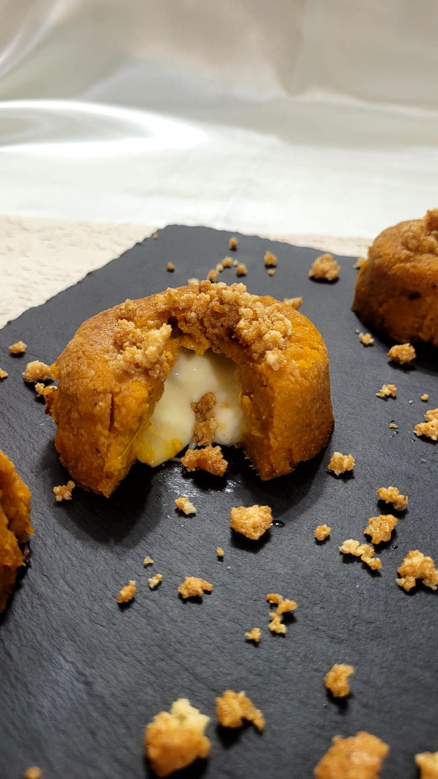 Flans de Potiron au Taleggio et Amaretti en Friteuse à Air