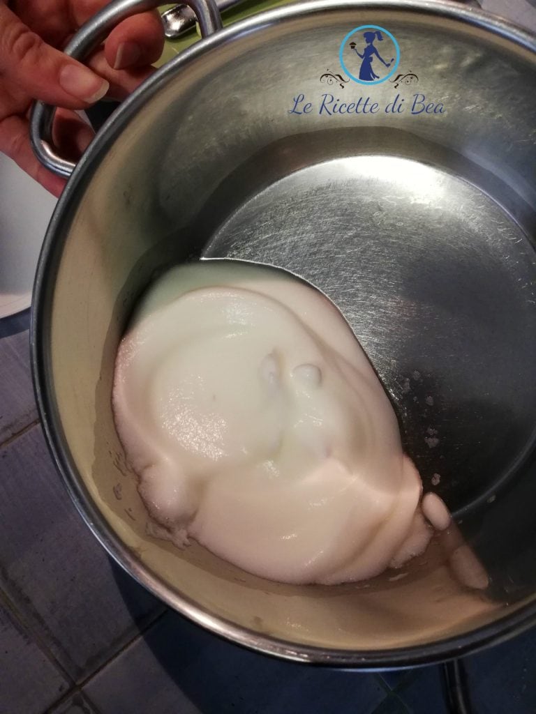 blancs d'œufs pour la crème pour tiramisu