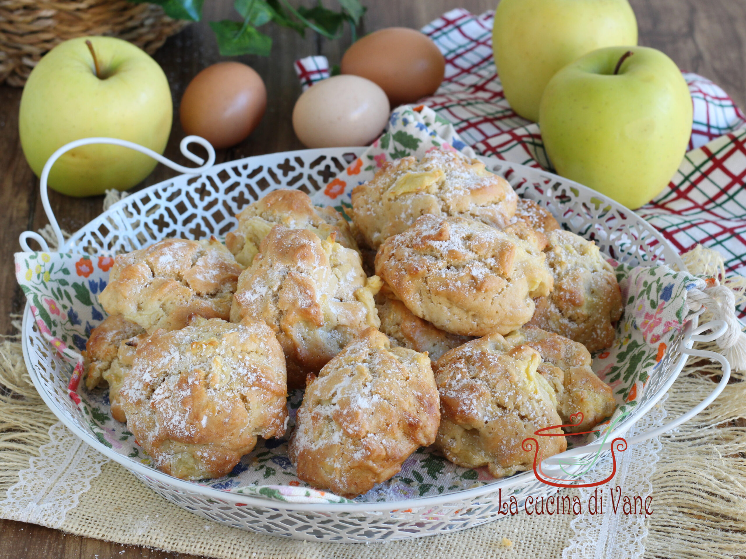 BISCUITS MOELLEUX AUX POMMES