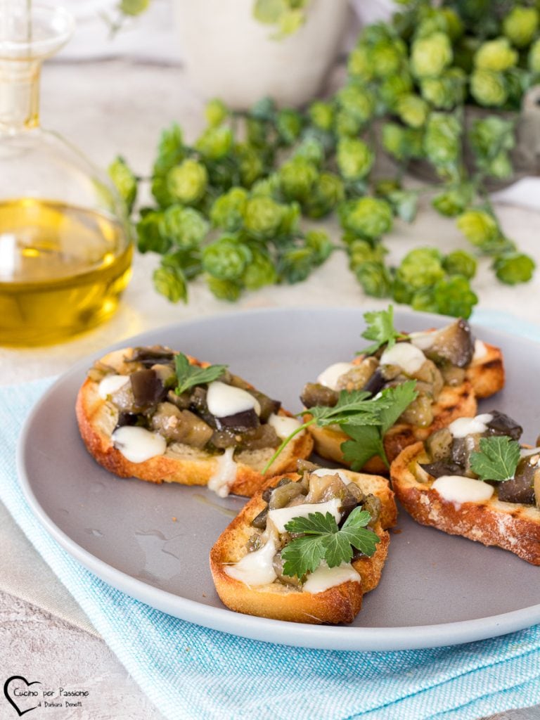 bruschettes aux aubergines