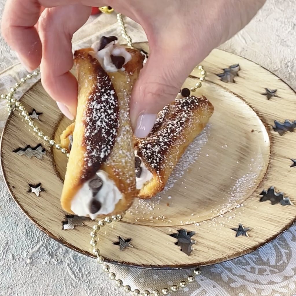 cannolis de pandoro
