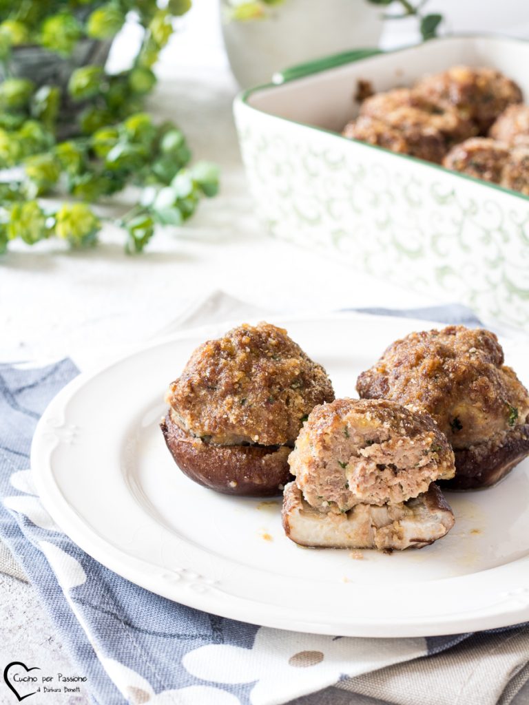 Champignons farcis au four