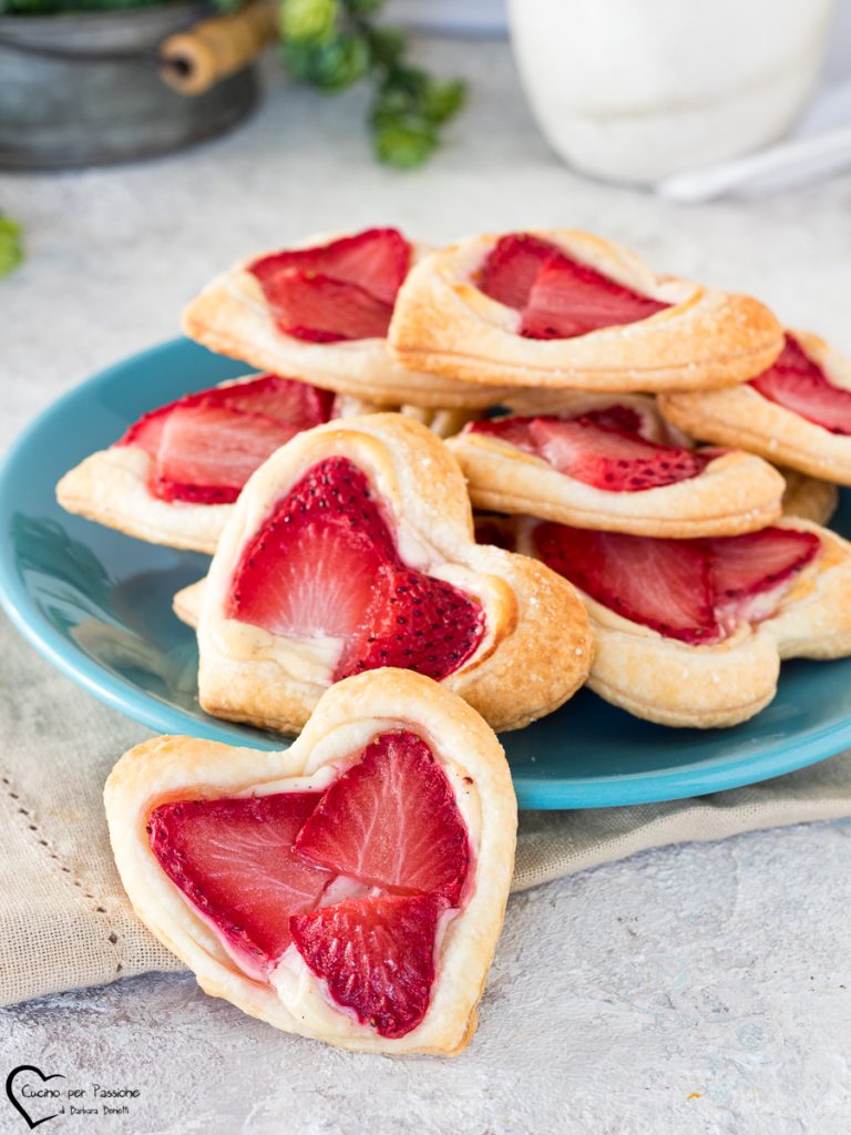 coeurs de pâte feuilletée sucrés