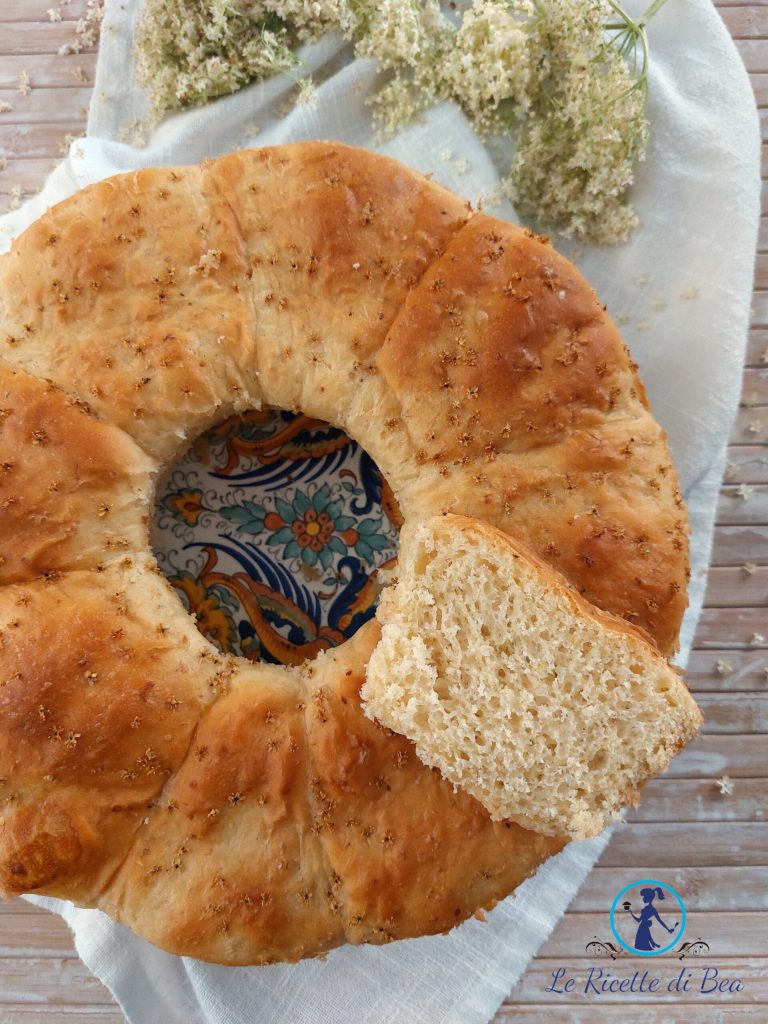 pain brioché avec fleur