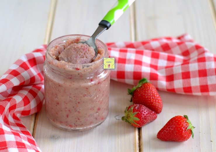 Crème tartinable fraises et amandes