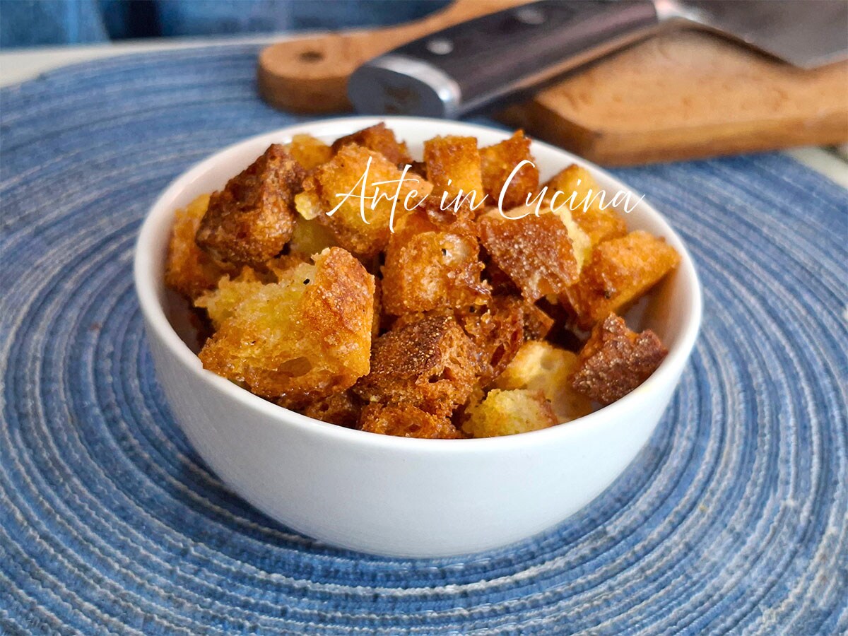 CROSTINI au PARMESAN et poivre amuse-gueules savoureux en 5 minutes