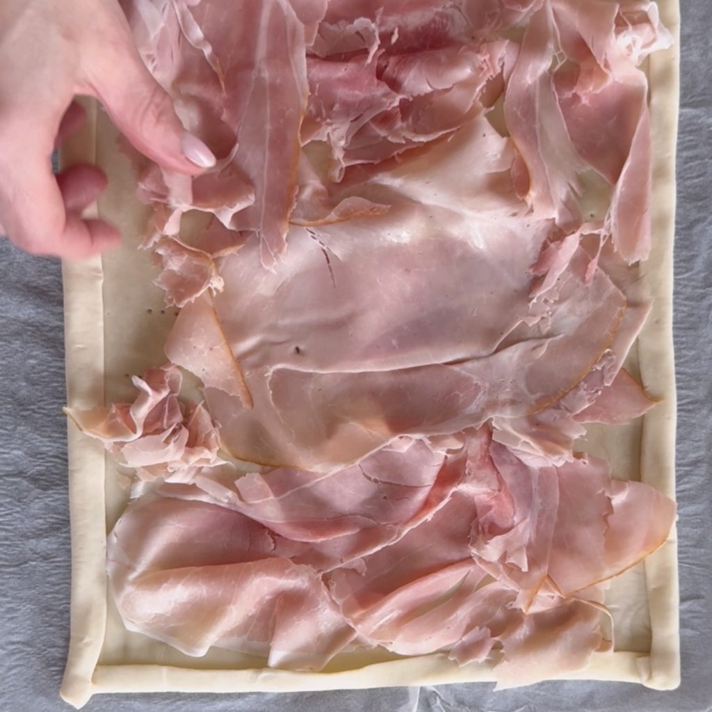 feuilleté aux pommes de terre en tranches