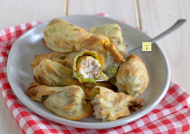 Fleurs de courgette farcies à la friteuse à air