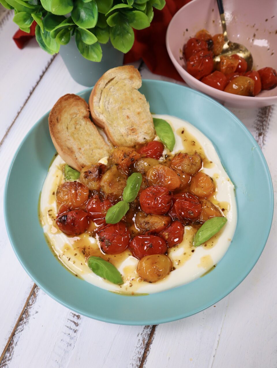 Crème de feta et tomates cerises rôties