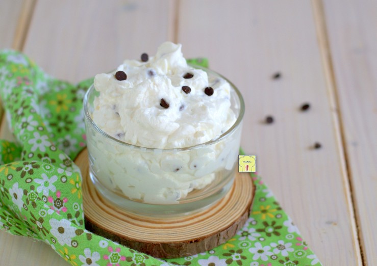 Mousse mascarpone et pépites de chocolat