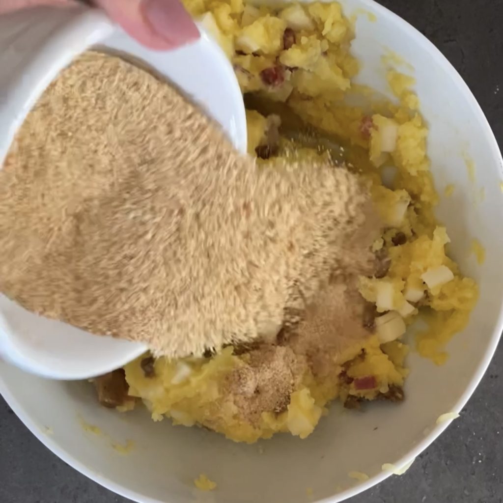 pain de viande de pommes de terre et champignons