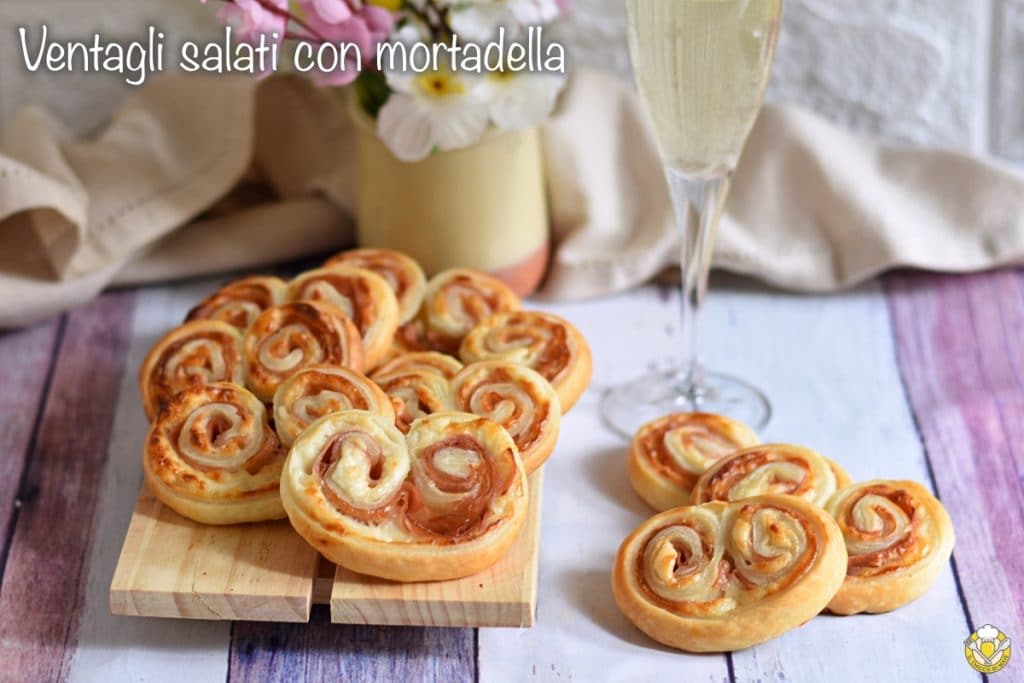 palmiers salés avec mortadelle et stracchino recette amuse-gueules avec pâte feuilletée il chicco di mais