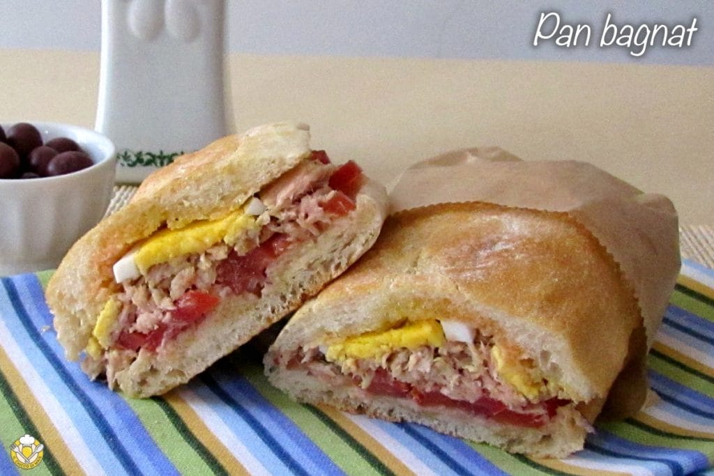 pan bagnat de nice recette sandwich au thon français de la côte d'azur avec œuf ail poivrons le grain de maïs