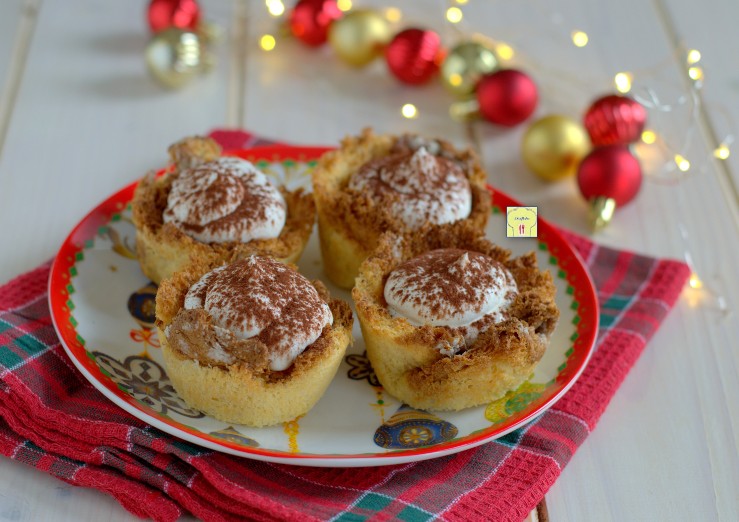 Paniers de pandoro à la friteuse à air