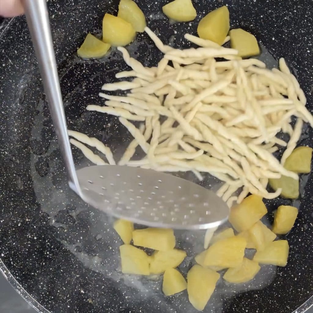 pâtes pommes de terre et thon