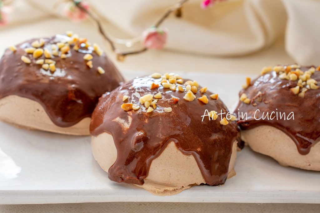 Petits gâteaux au chocolat semifreddo
