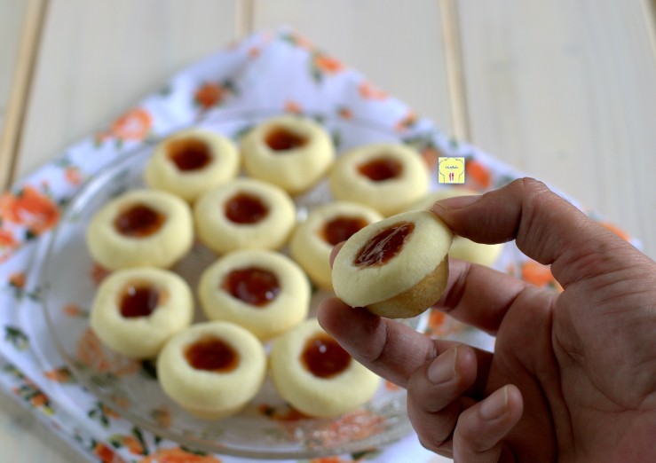 Petits gâteaux sablés à la confiture