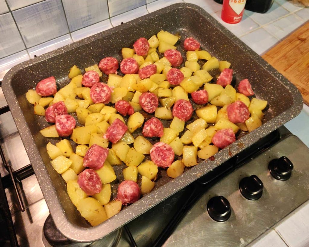 pommes de terre avec saucisse