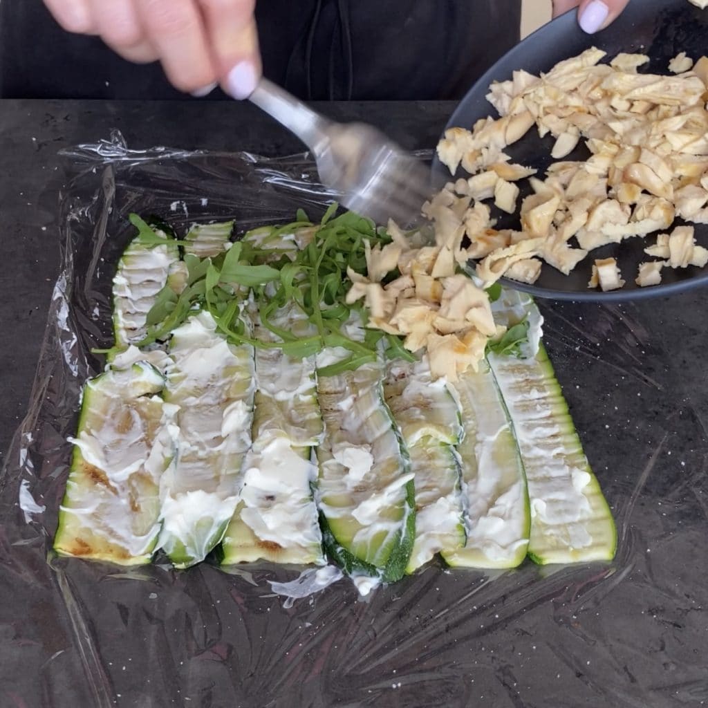 roulés de courgettes grillées froids