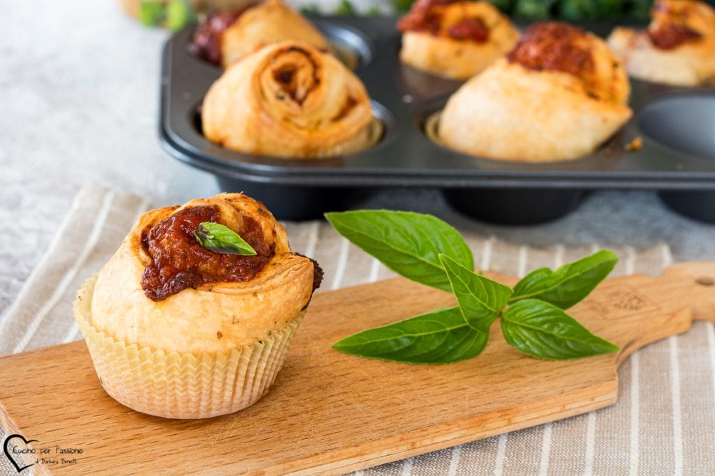 roulés de pâte feuilletée à la pizzaiola