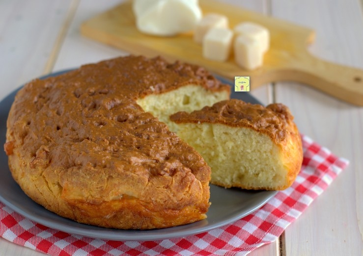 Tarte au fromage dans la friteuse à air