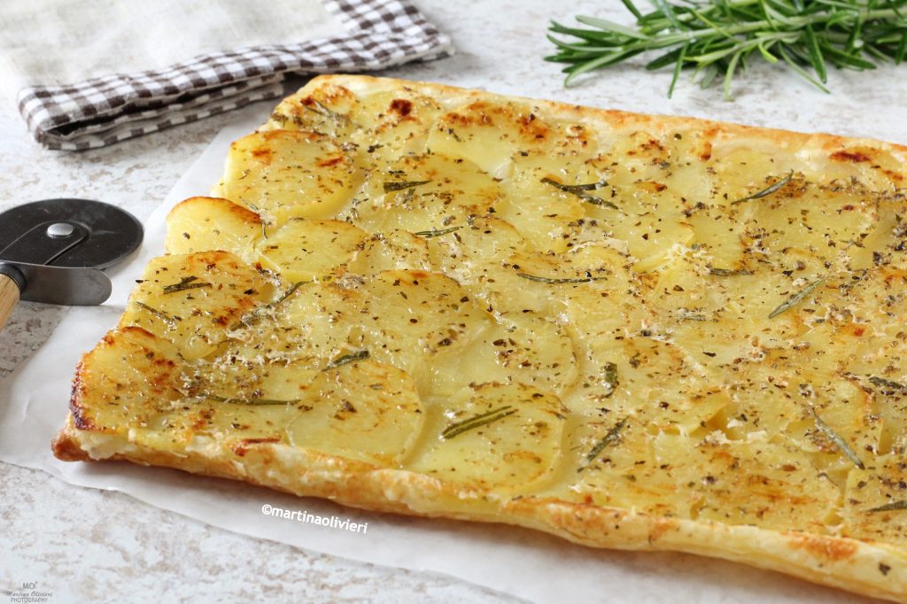 Tarte salée renversée aux pommes de terre