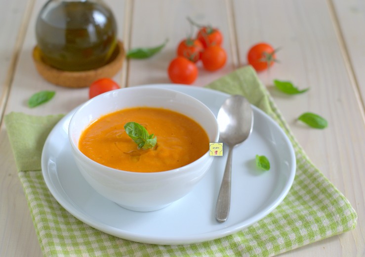 Velouté froid de tomates