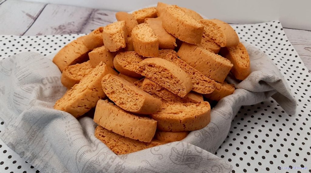 Biscuits secs au citron