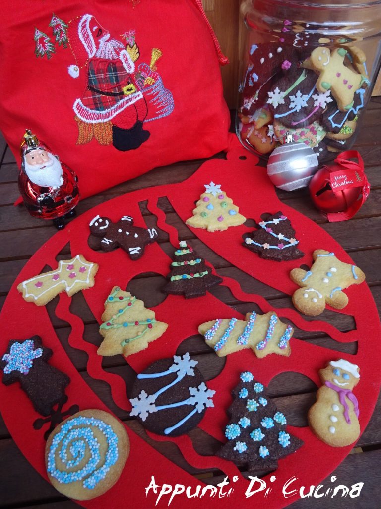 Biscuits de Noël glacés