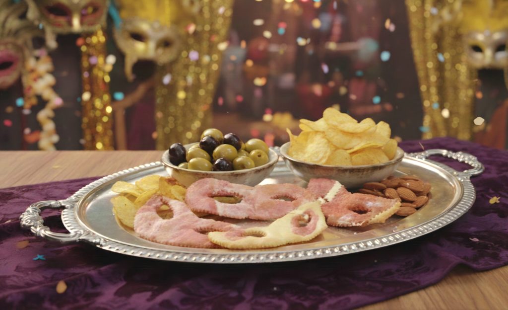 Masques serpent en pâte brisée