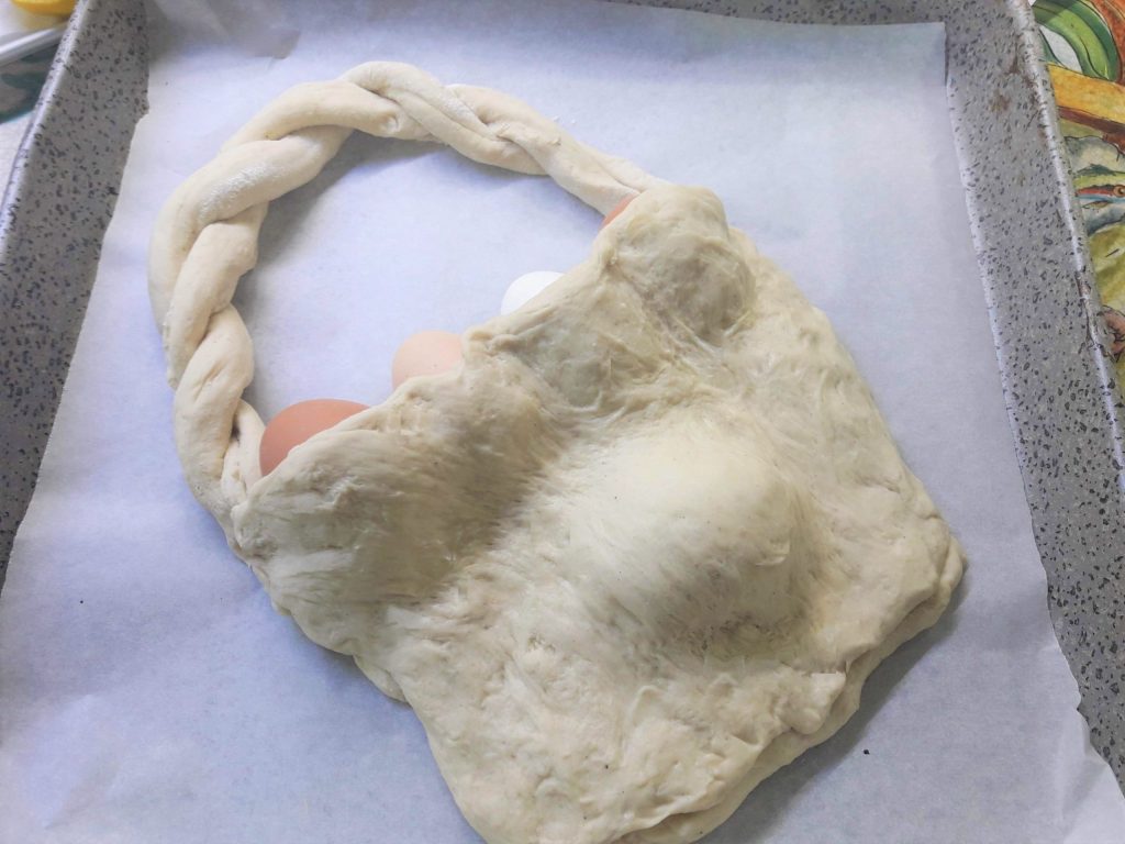 A Cuddura cull'ova de Pâques Sicilienne