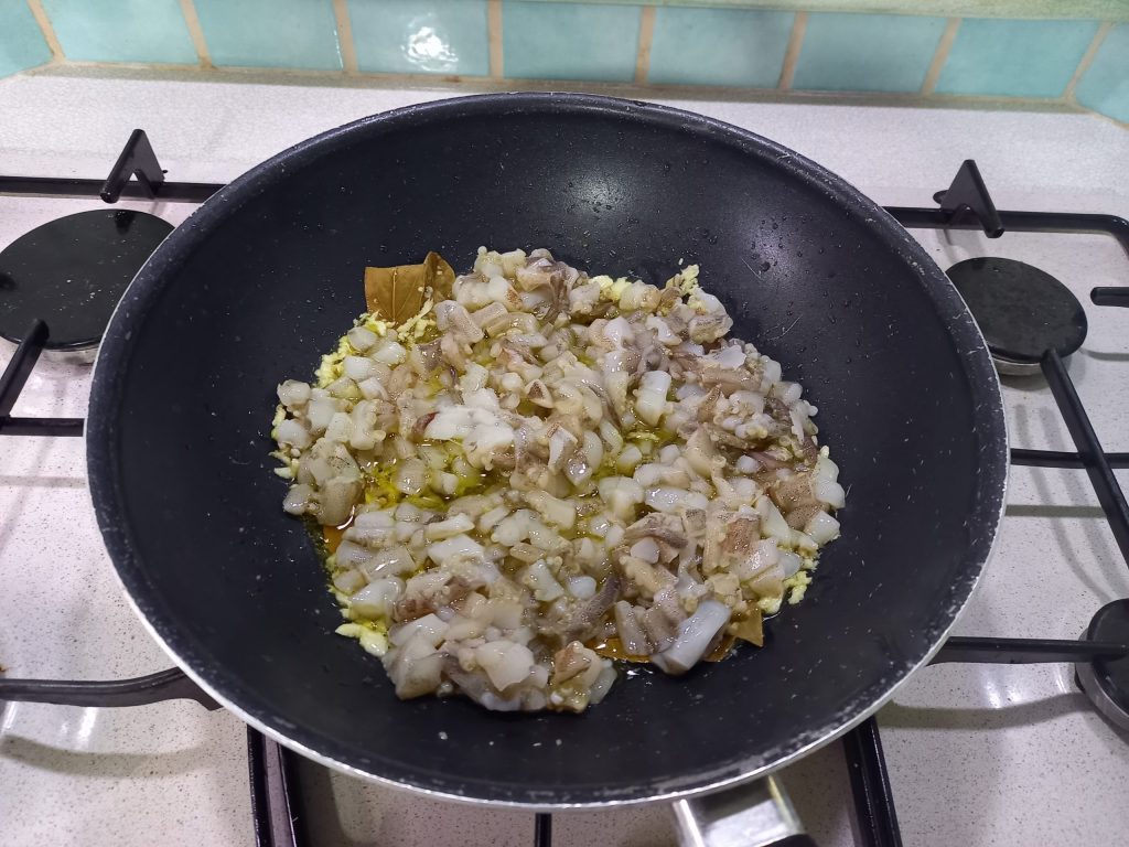 Encornets et calamars farcis au four