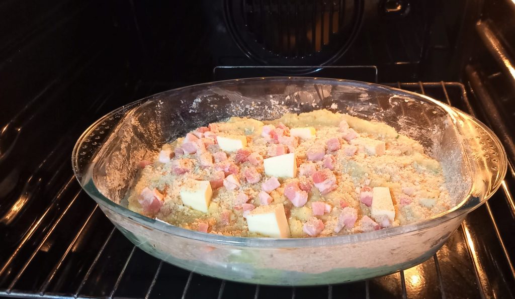 Le gattò de pommes de terre avec provola et pancetta