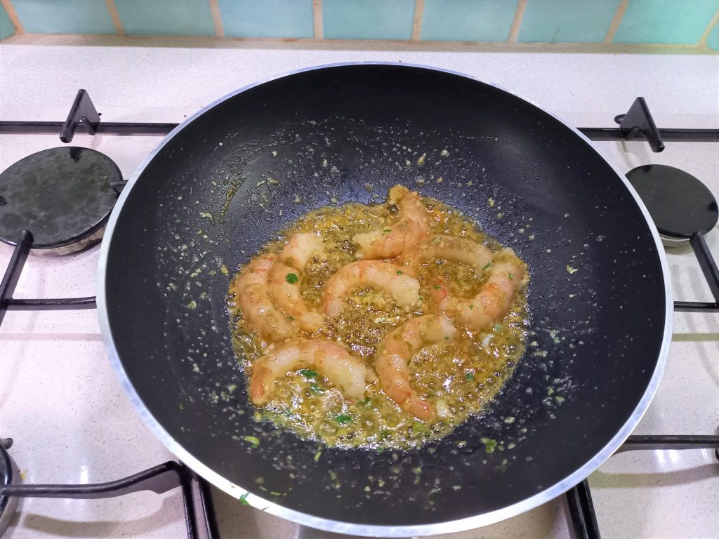Calamarata aux gambas et parfum de citron