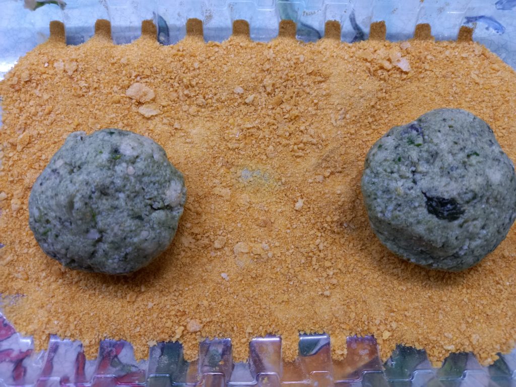 Boulettes de poisson et courgettes