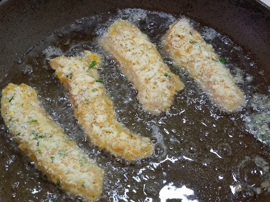 Bâtonnets de poisson faits maison