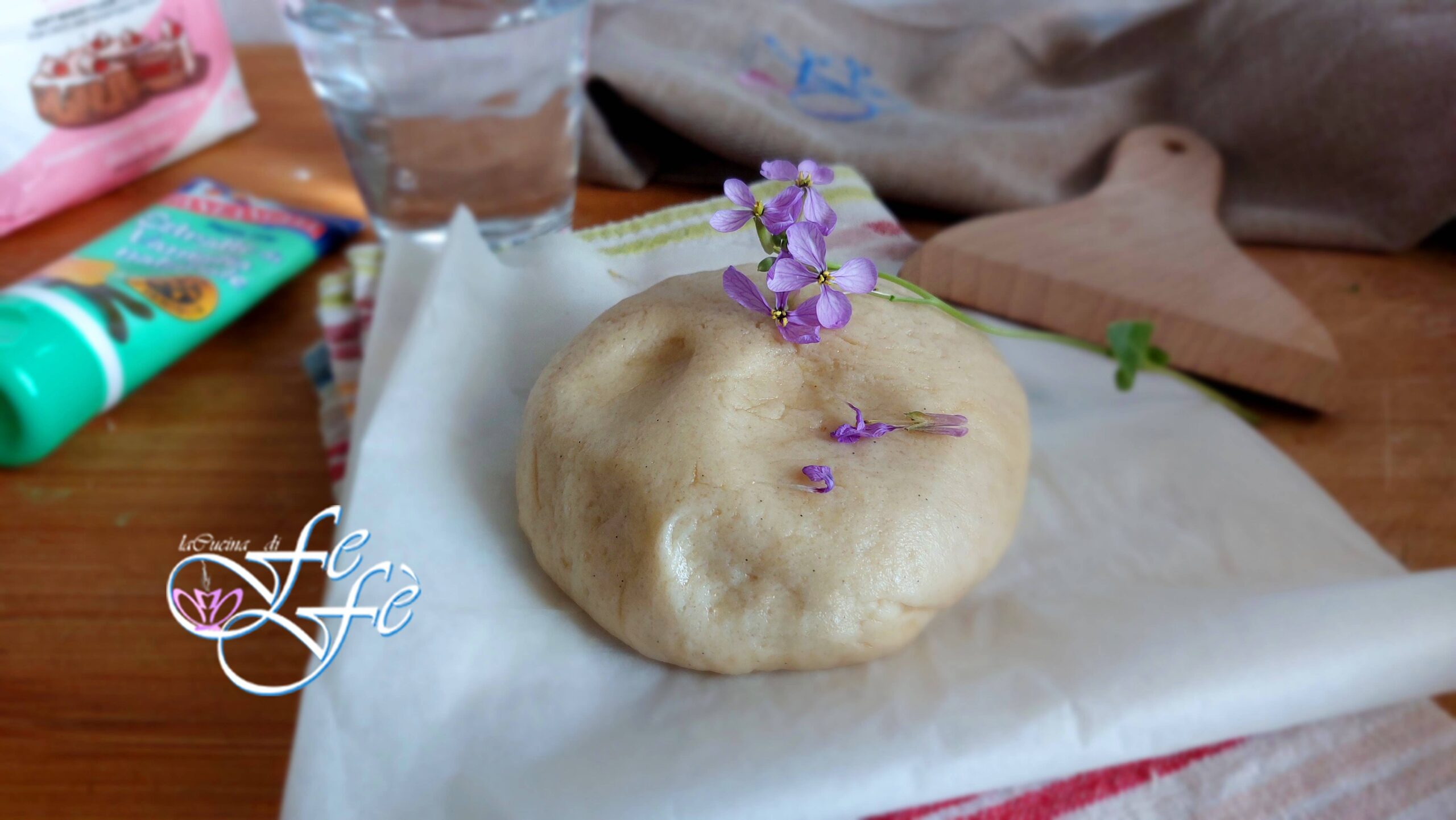 PÂTE SABLÉE À L&rsquo;EAU (Recette sans beurre ni œufs)