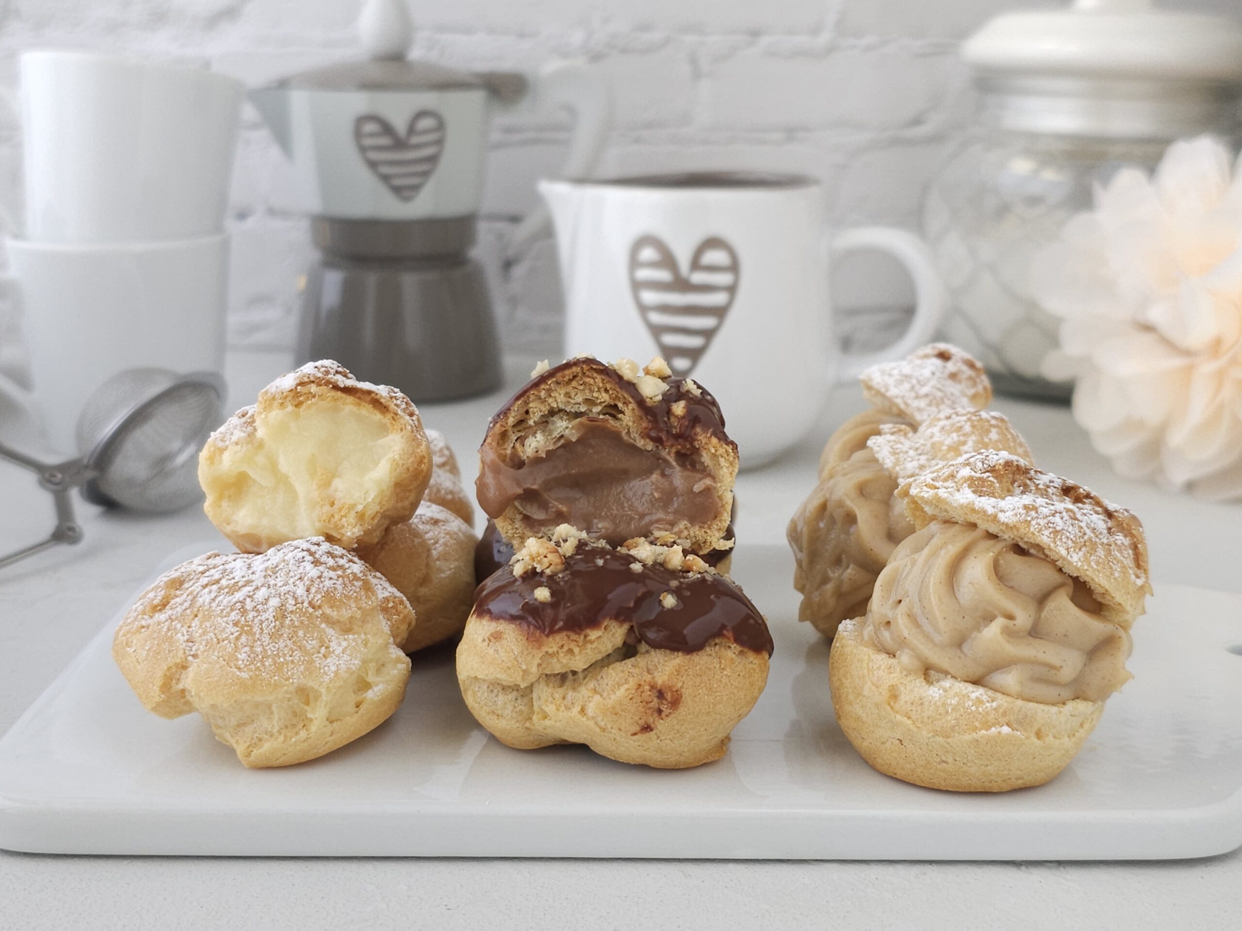 Choux à la crème mixtes aux diverses crèmes
